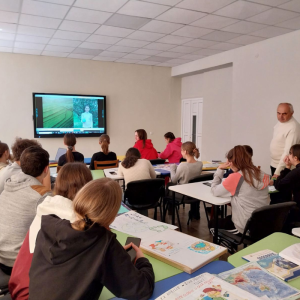 Proiectul „Uniți prin cultură și educație”